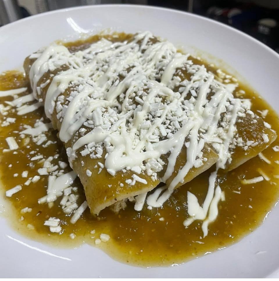 Enchiladas Rojas o Verdes
