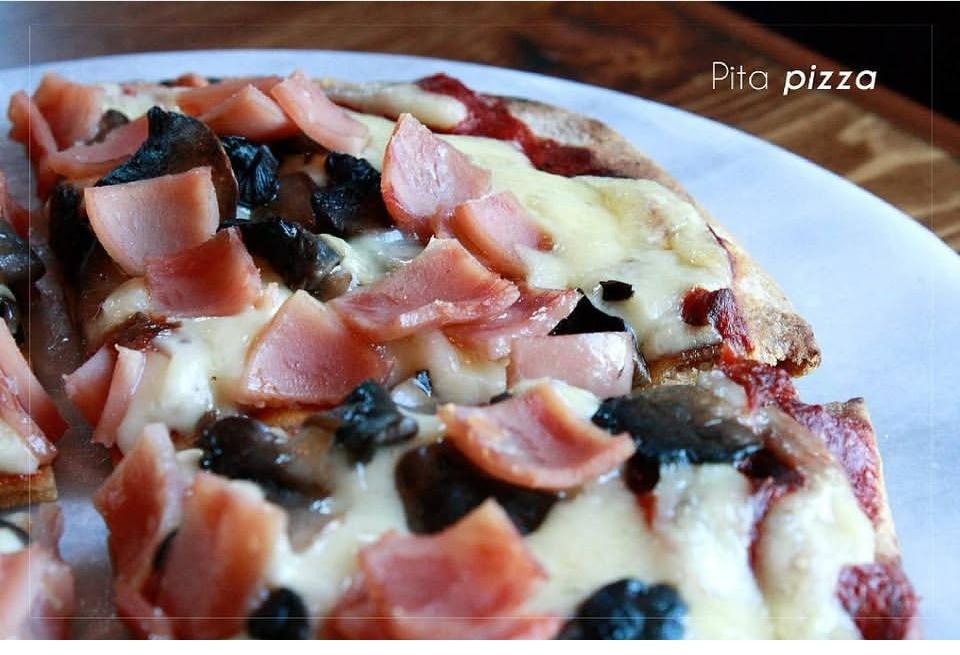 Pita Pizza